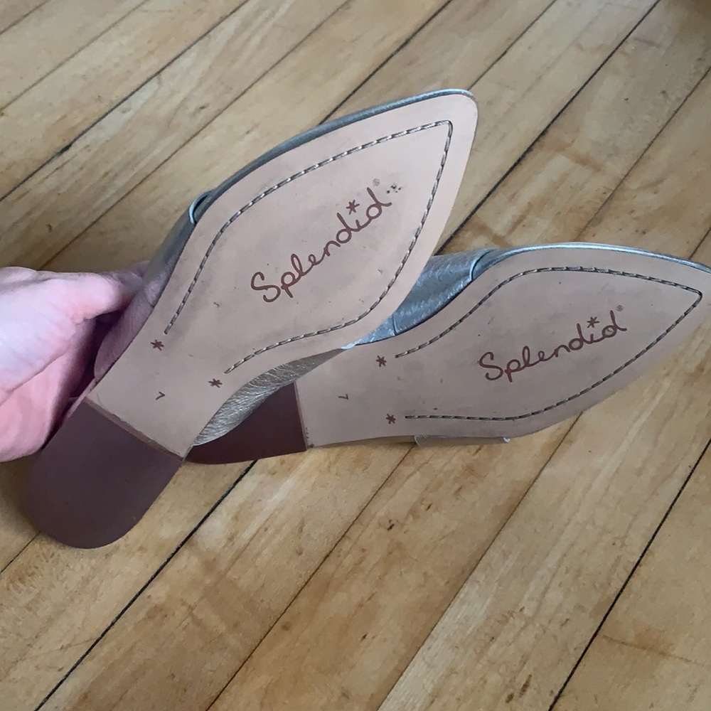 Silver Slides W/buckle 💀 - Picture 3 of 8